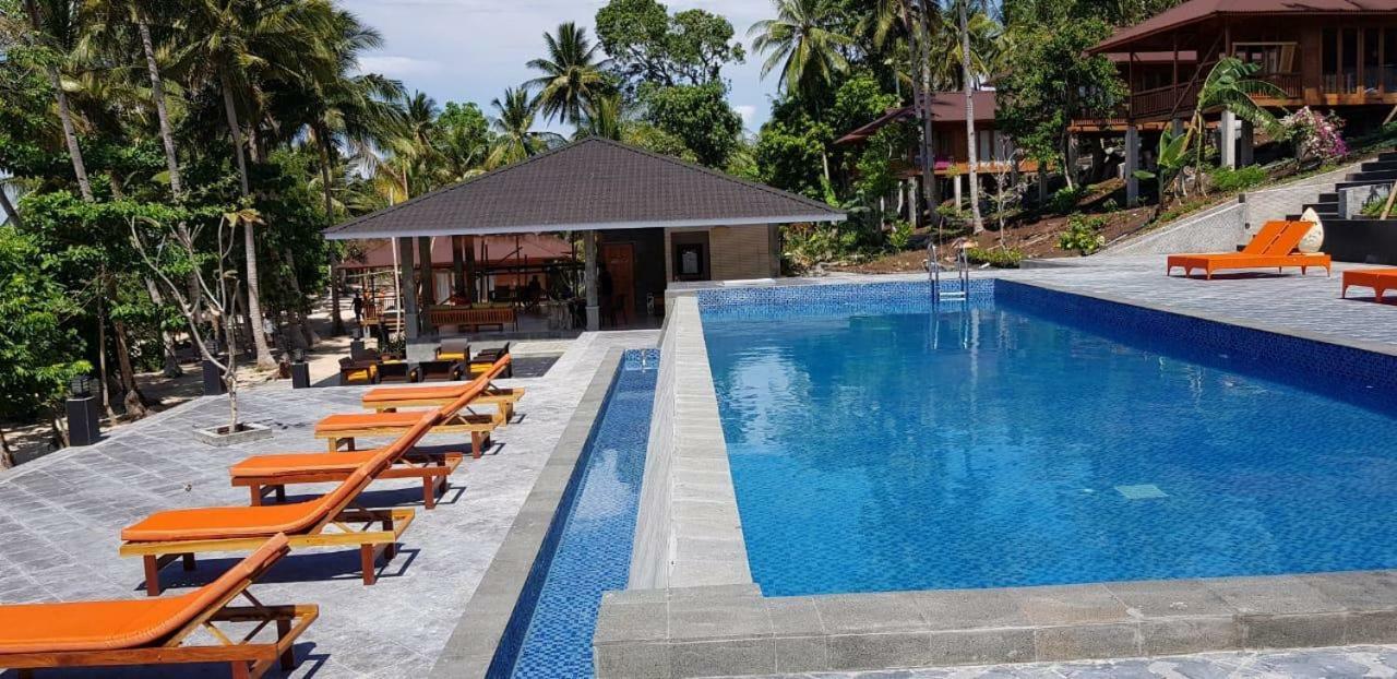 Bastianos Bangka Dive Resort Totohe Exterior photo